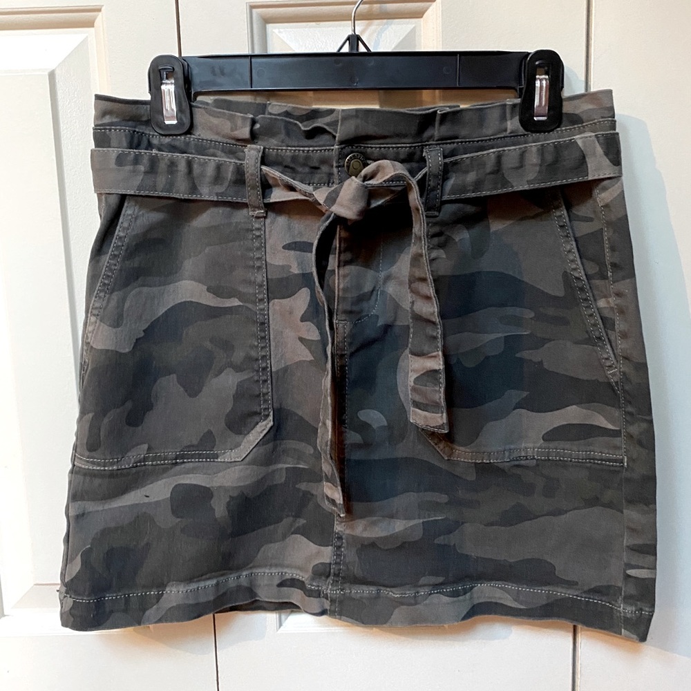 Camo Mini Skirt w/ Belt and Pockets